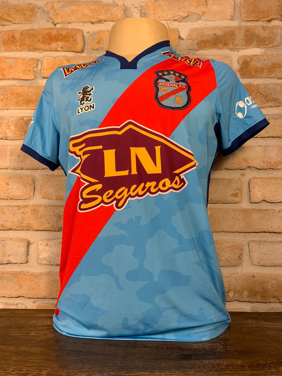 Arsenal de Sarandi Special football shirt 2007.