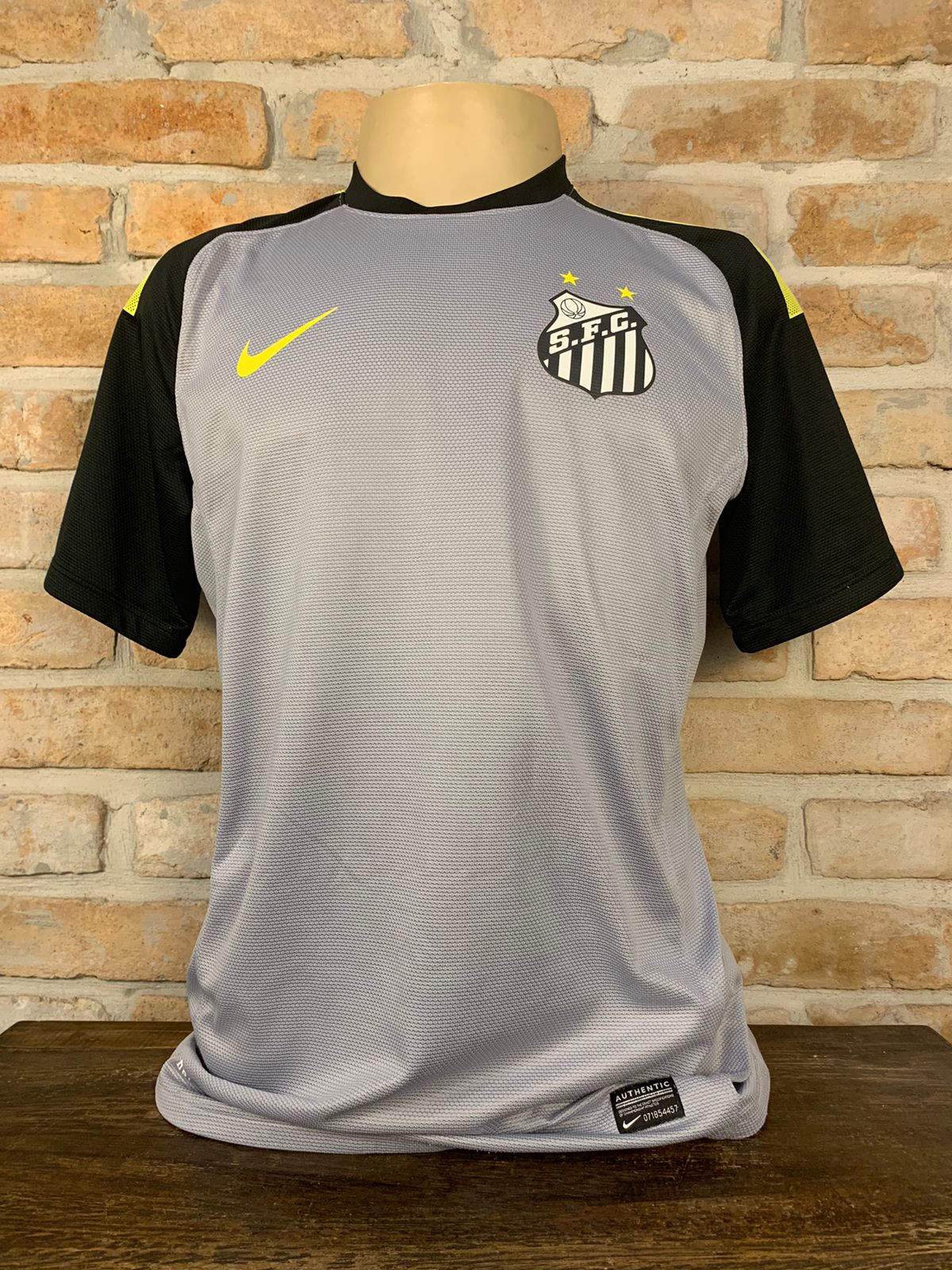 Bebé Escrutinio Monografía Camisa Santos Nike 2013 goleiro – Memorias do Esporte