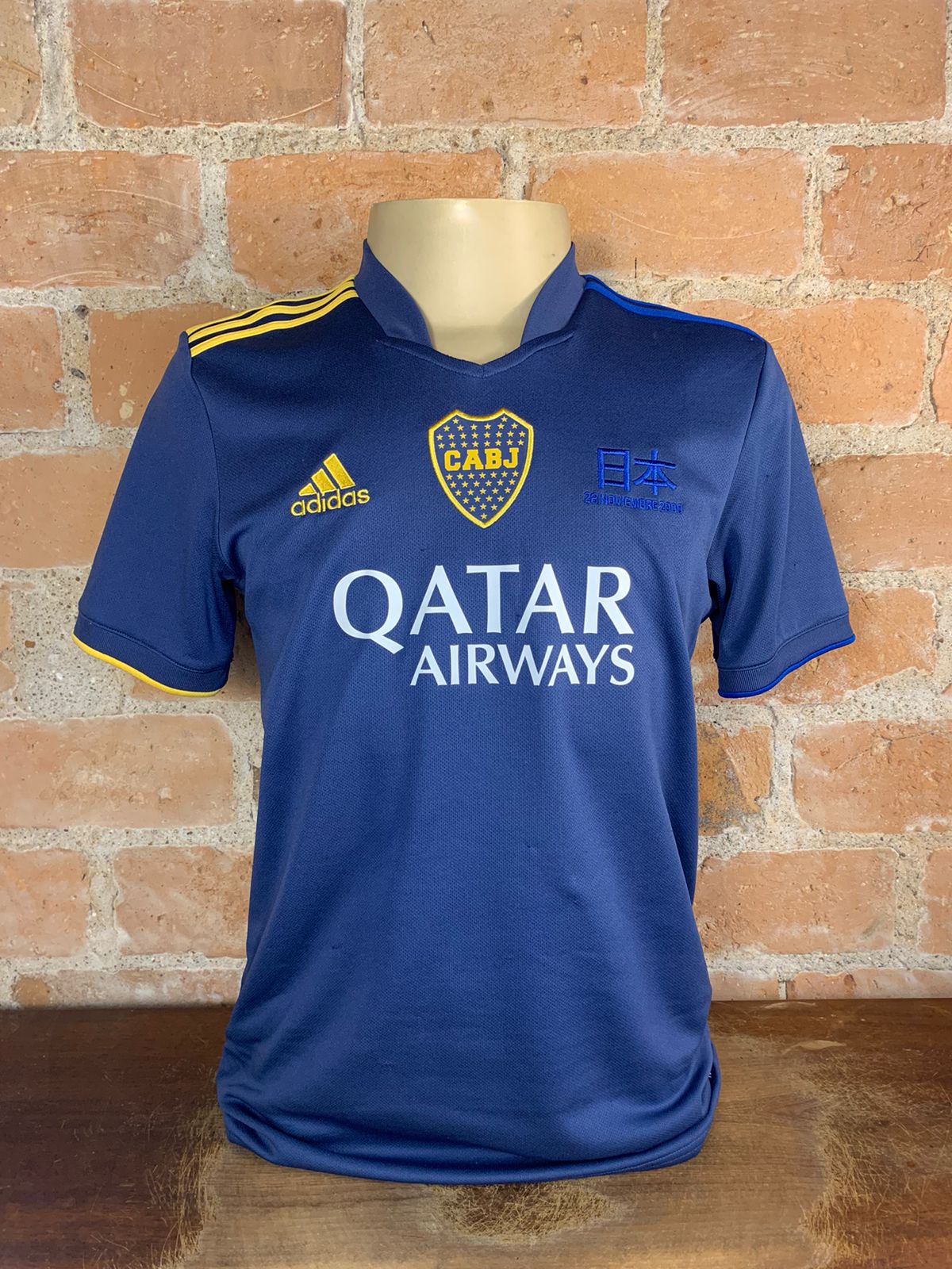 Camisa Boca Juniors Adidas 2021 comemorativa 2000 Memorias do