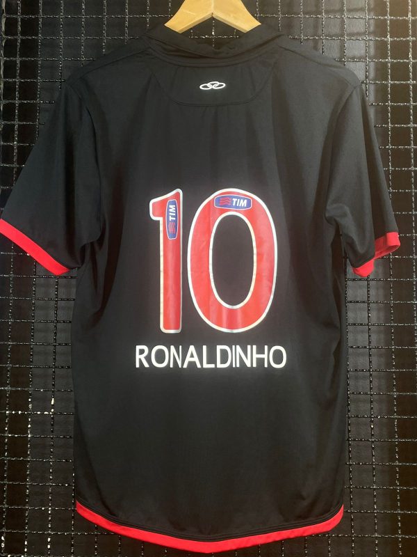 Camisa Flamengo Olympikus 2011 preta terceiro uniforme Ronaldinho - Imagem 2