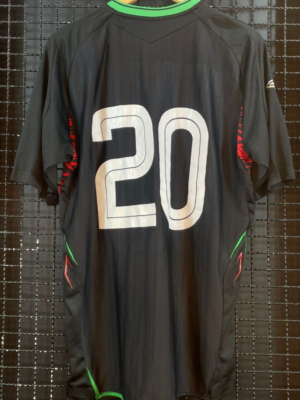 Camisa Glentoran – IRL Umbro 2007 amistoso x Manchester United - Imagem 2