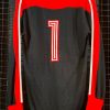 Camisa Internacional Terres 1982 Benitez goleiro mangas longas autografada - Imagem 2