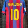 Camisa Barcelona Nike 2004 Ronaldinho Gaúcho - Imagem 2