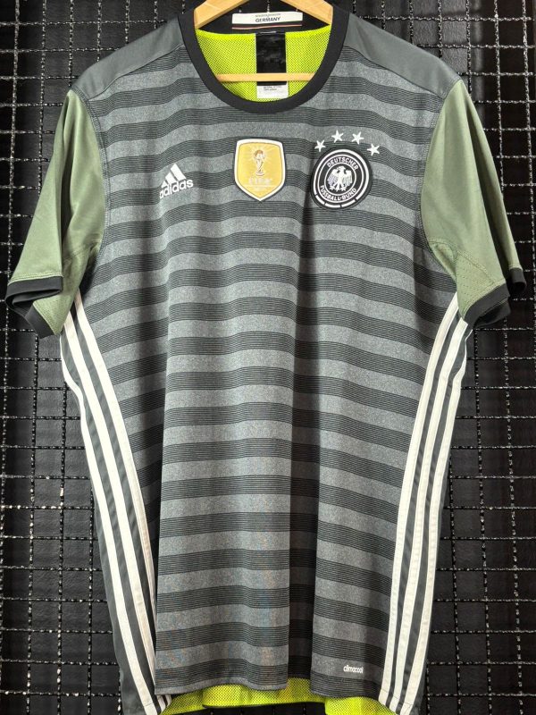 Camisa Alemanha Adidas 2016 Patch Campeão Copa do Mundo 2014