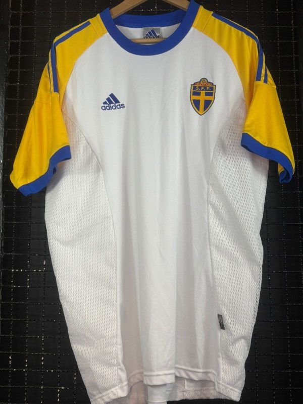 Camisa Suécia Adidas 2002 branca