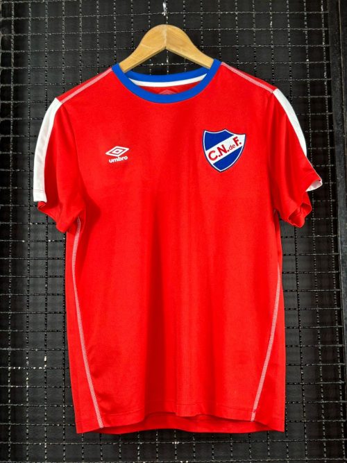 Camisa Nacional Umbro 2022 vermelha
