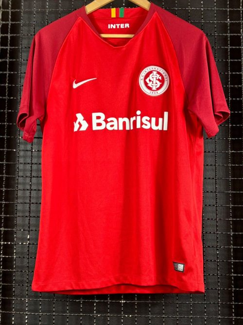 Camisa Internacional Nike 2018 Rafael Sóbis vermelha