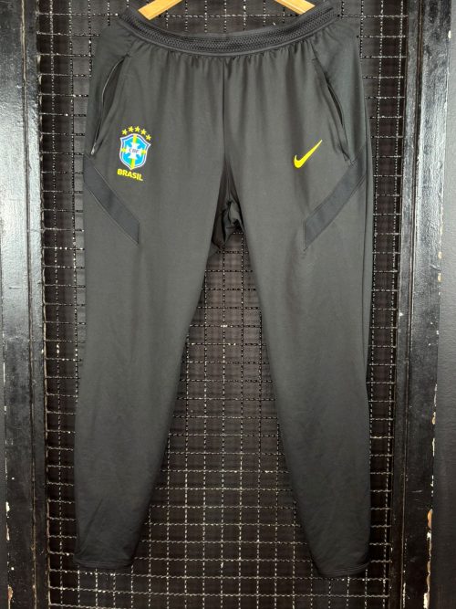 Calça Brasil Nike 2020 treino preta