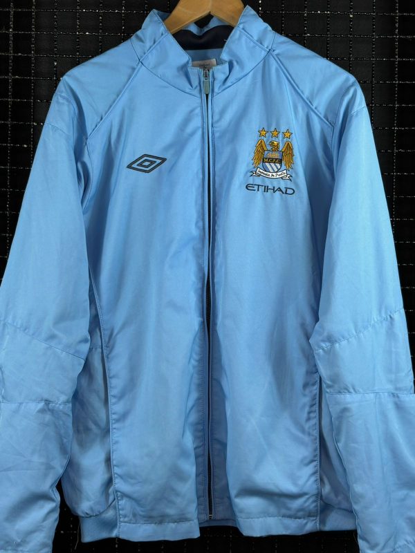 Jaqueta Manchester City Umbro 2010 - Memorias do Esporte