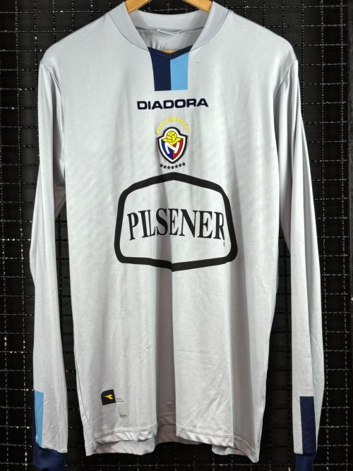 Camisa El Nacional – EQU Diadora 2006 Benitez mangas longas