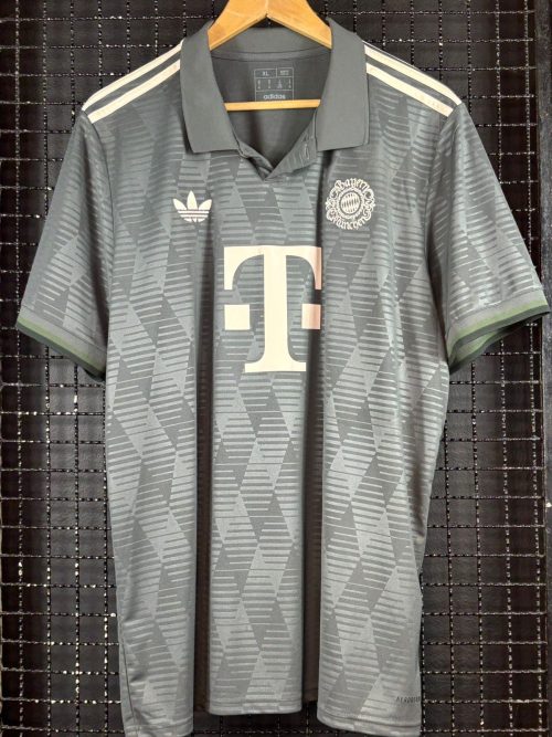 Camisa Bayern de Munique Adidas Originals 2024