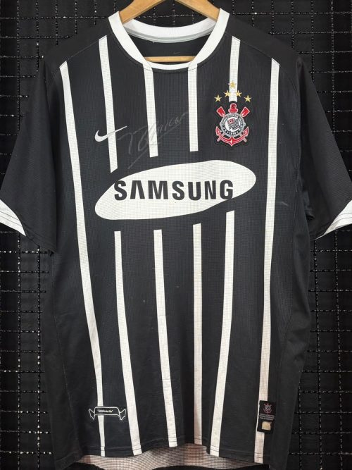 Camisa Corinthians Nike 2006 Nilmar autografada