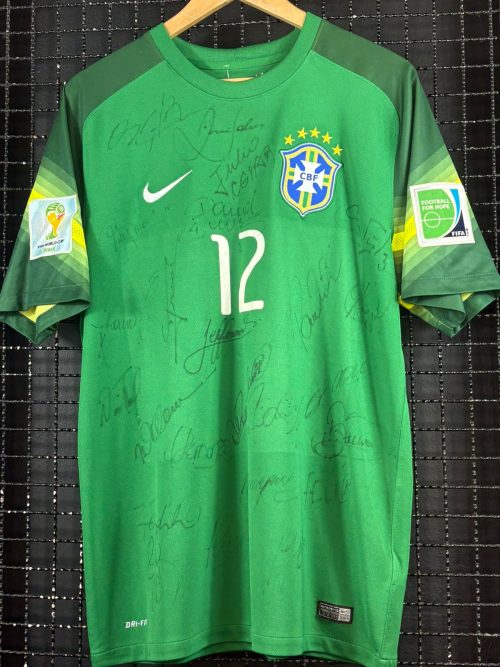 Camisa Brasil Nike 2014 Copa do Mundo Júlio Cesar autografada elenco
